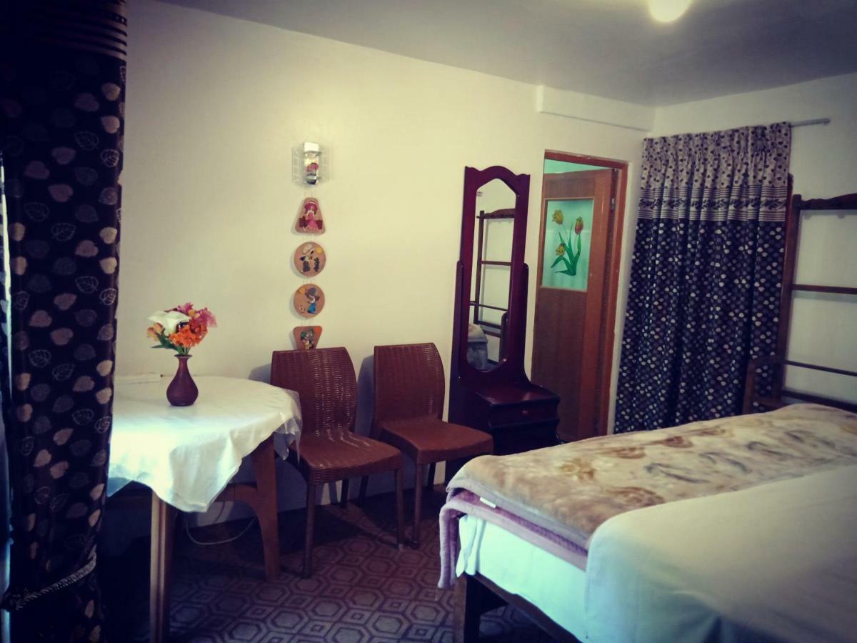Moon Plain Inn Нувара-Элия Экстерьер фото